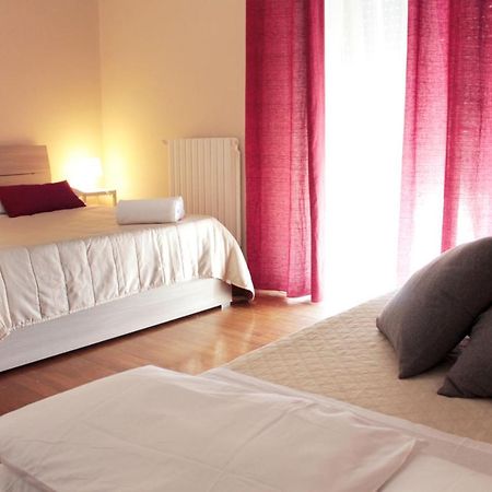 Vesuviane 'E Belle 'Mbriane B&B Наполи Екстериор снимка